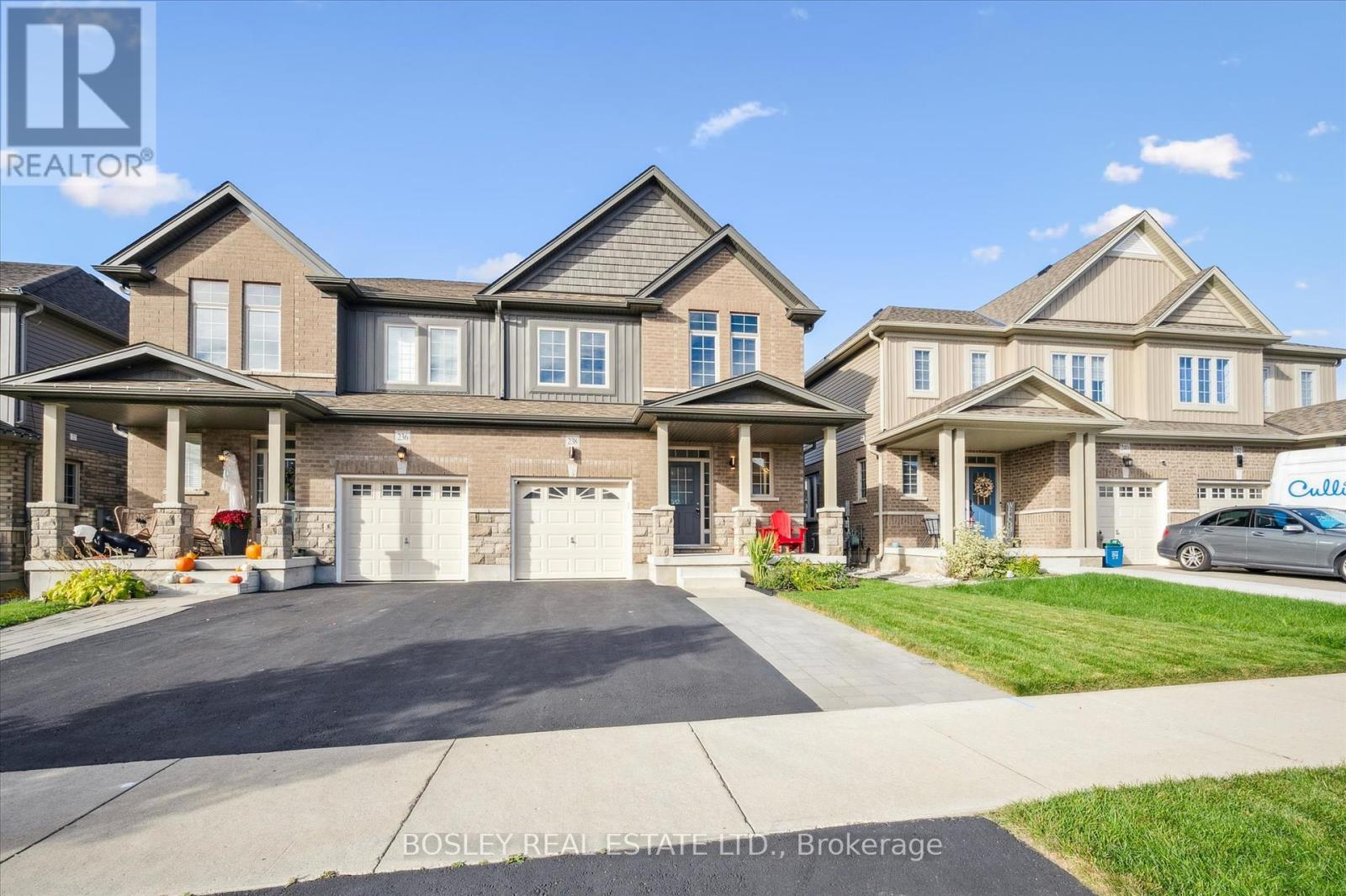 238 Vincent Drive, North Dumfries, Ontario  N0B 1E0 - Photo 1 - X12466671