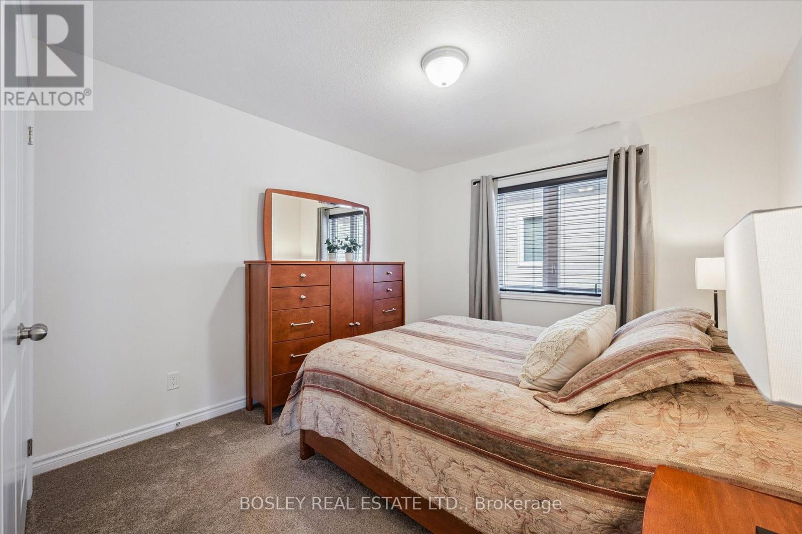 238 Vincent Drive, North Dumfries, Ontario  N0B 1E0 - Photo 20 - X12466671