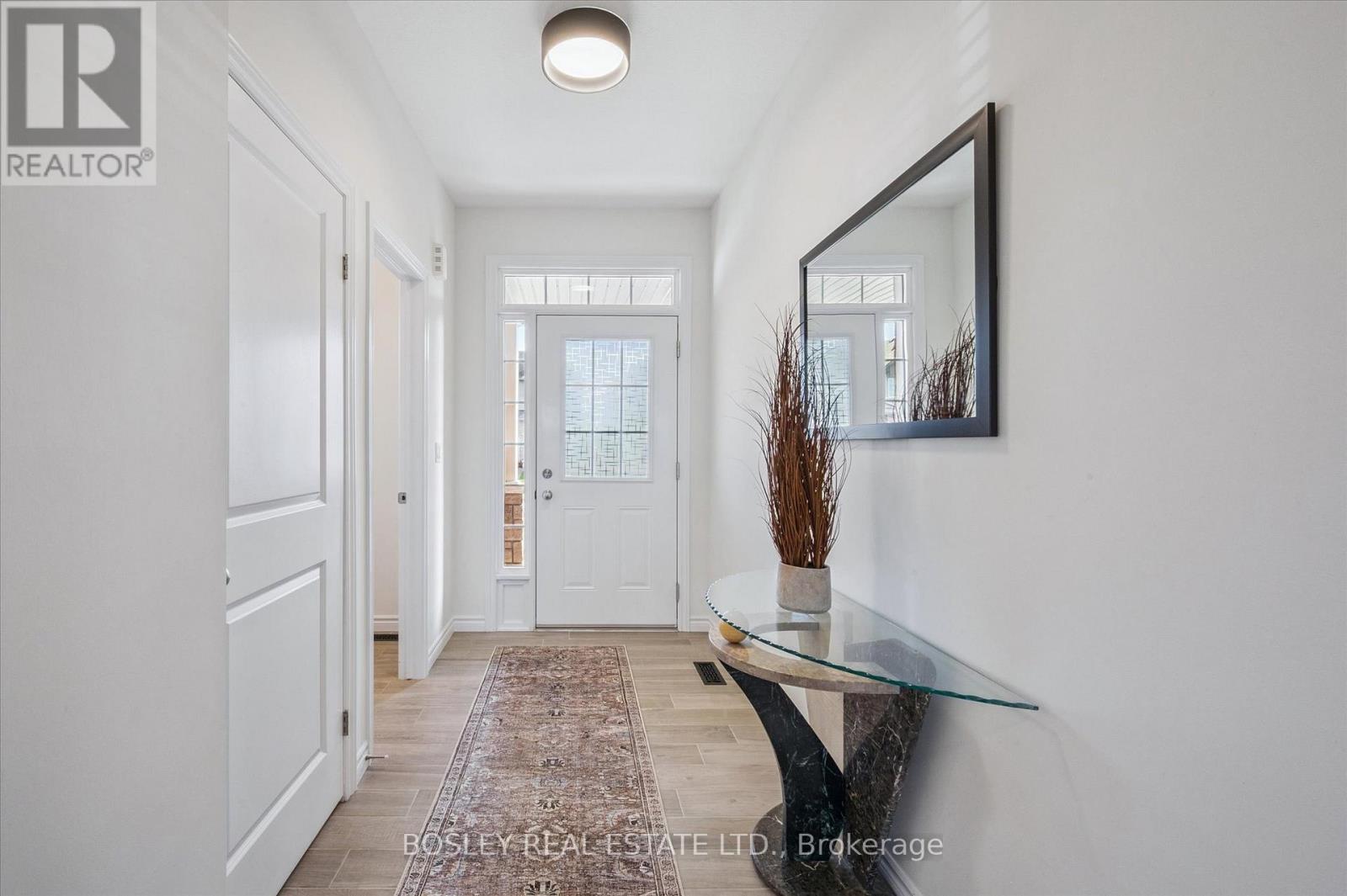 238 Vincent Drive, North Dumfries, Ontario  N0B 1E0 - Photo 7 - X12466671