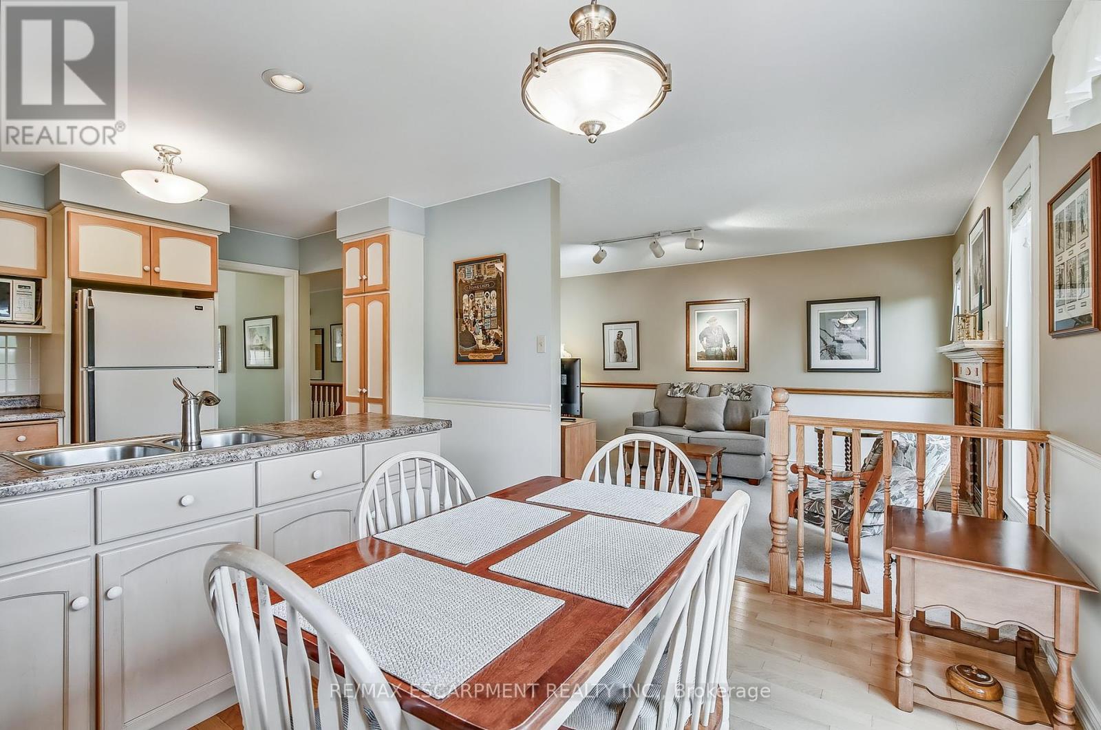 21 Riviera Ridge, Hamilton, Ontario  L8E 5E6 - Photo 29 - X12466694