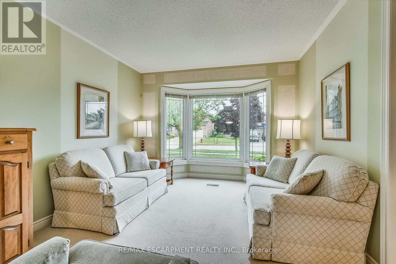 21 Riviera Ridge, Hamilton, Ontario  L8E 5E6 - Photo 8 - X12466694