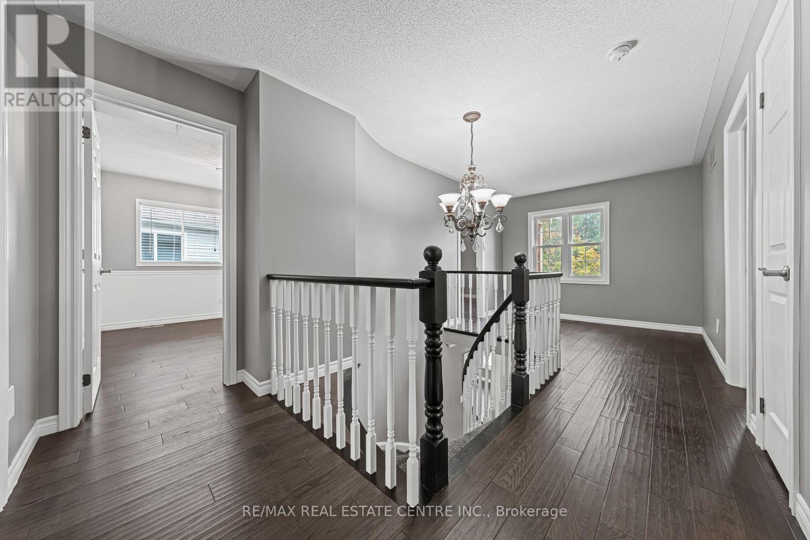 163 Glenvalley Drive, Cambridge, Ontario  N1T 1R1 - Photo 22 - X12466700