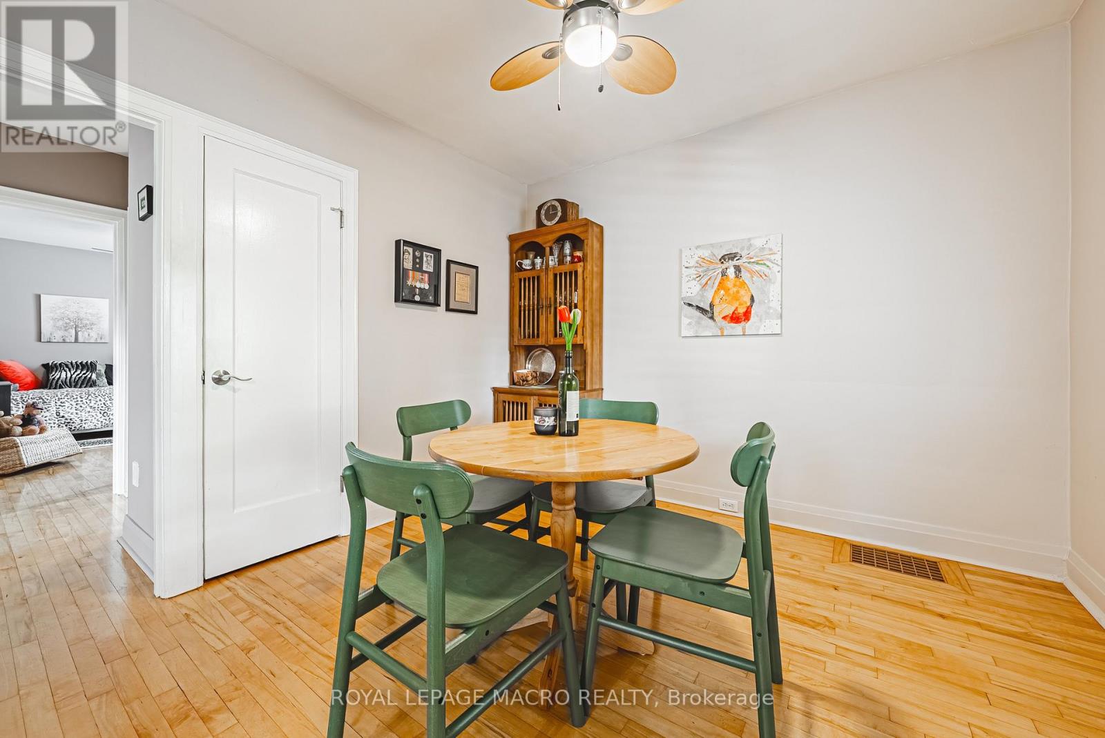 31 Buchanan Street, Hamilton, Ontario  L9A 2V7 - Photo 15 - X12466702