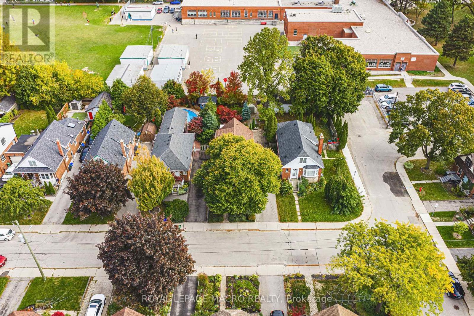 31 Buchanan Street, Hamilton, Ontario  L9A 2V7 - Photo 48 - X12466702