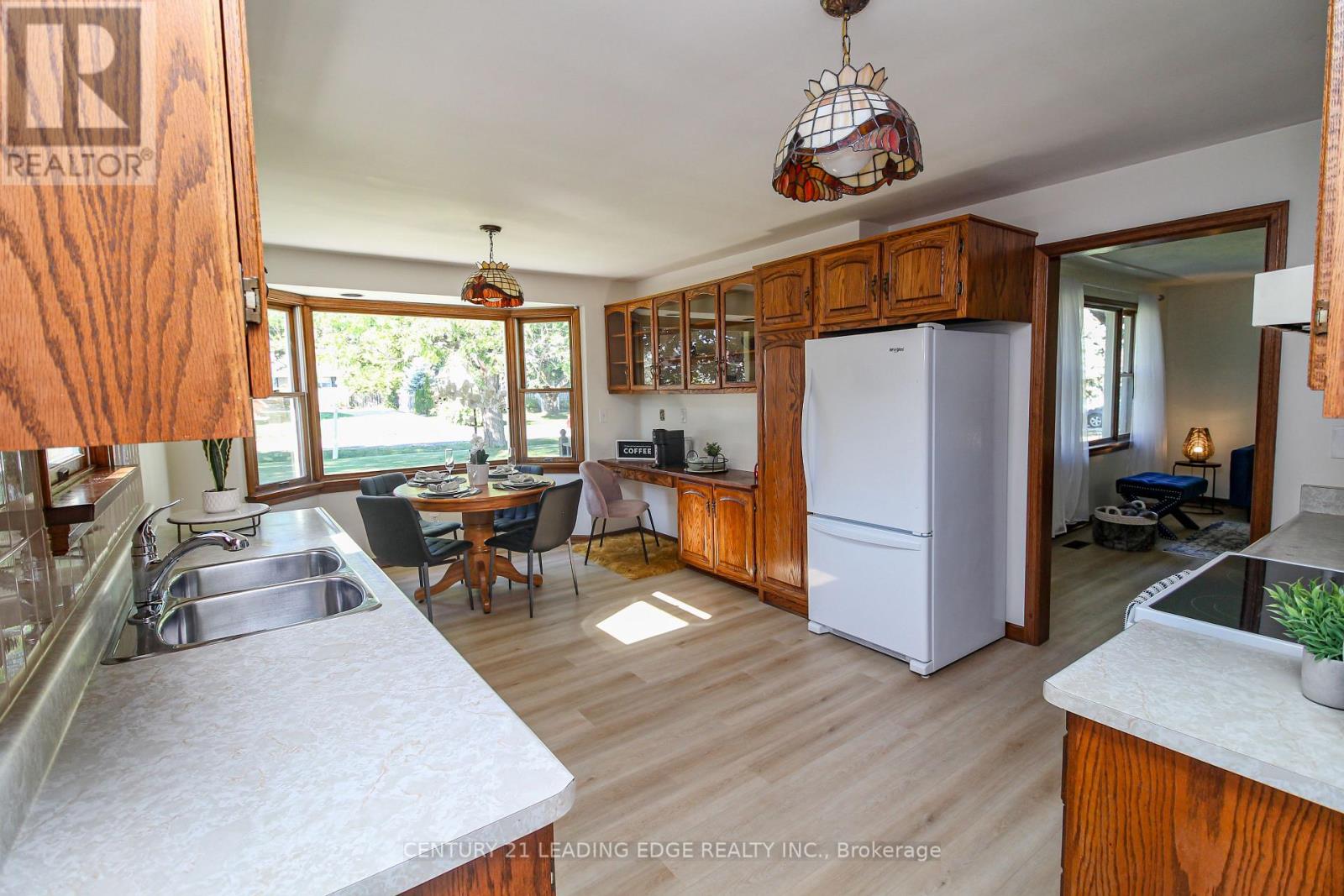 121 Northview Avenue, Whitby, Ontario  L1N 2G8 - Photo 6 - E12438844