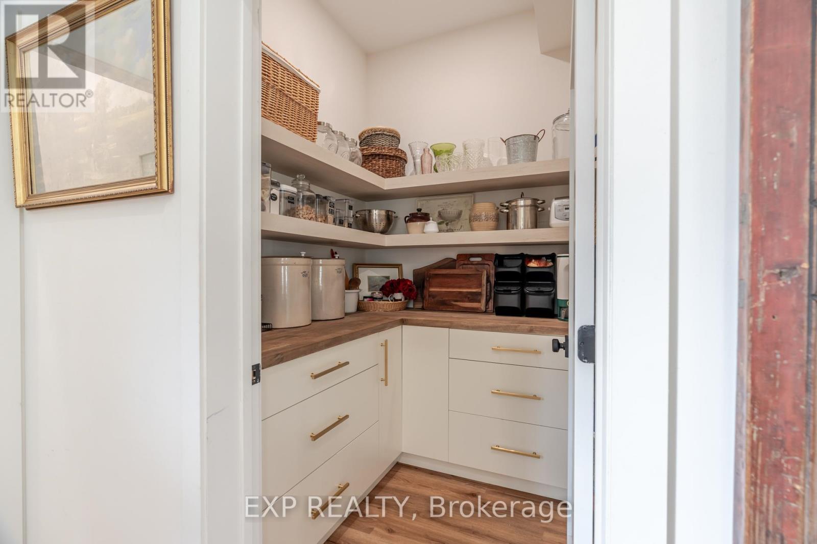 12a Viewmount Drive, Ottawa, Ontario  K2G 1R5 - Photo 10 - X12107769