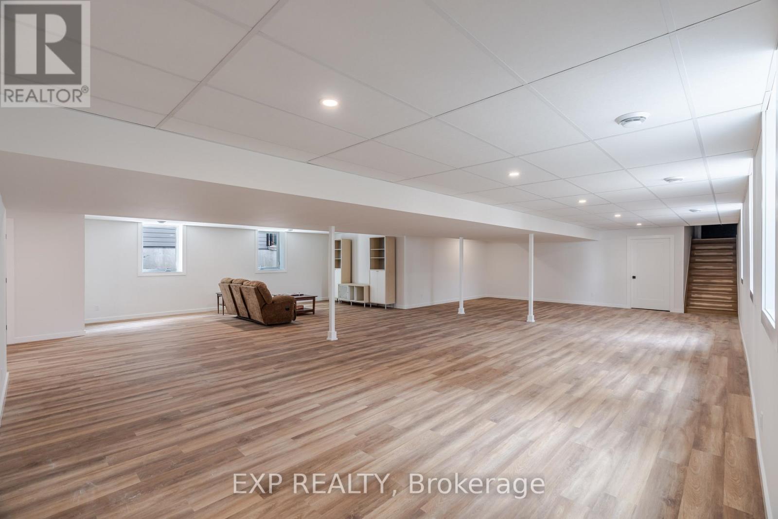 12a Viewmount Drive, Ottawa, Ontario  K2G 1R5 - Photo 43 - X12107769