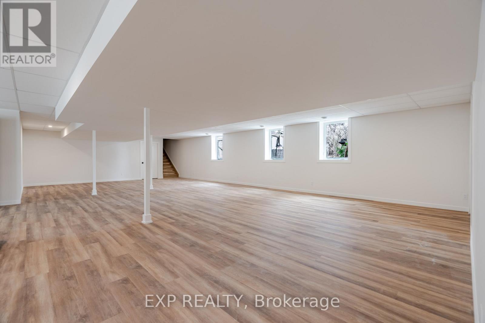 12a Viewmount Drive, Ottawa, Ontario  K2G 1R5 - Photo 42 - X12107769