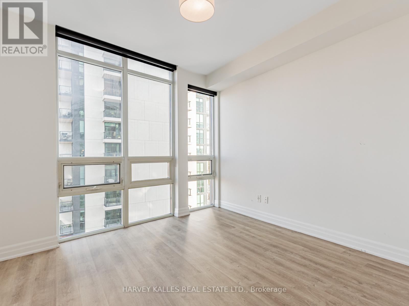 1003 - 500 St Clair Avenue W, Toronto, Ontario  M6C 1A8 - Photo 16 - C12466723