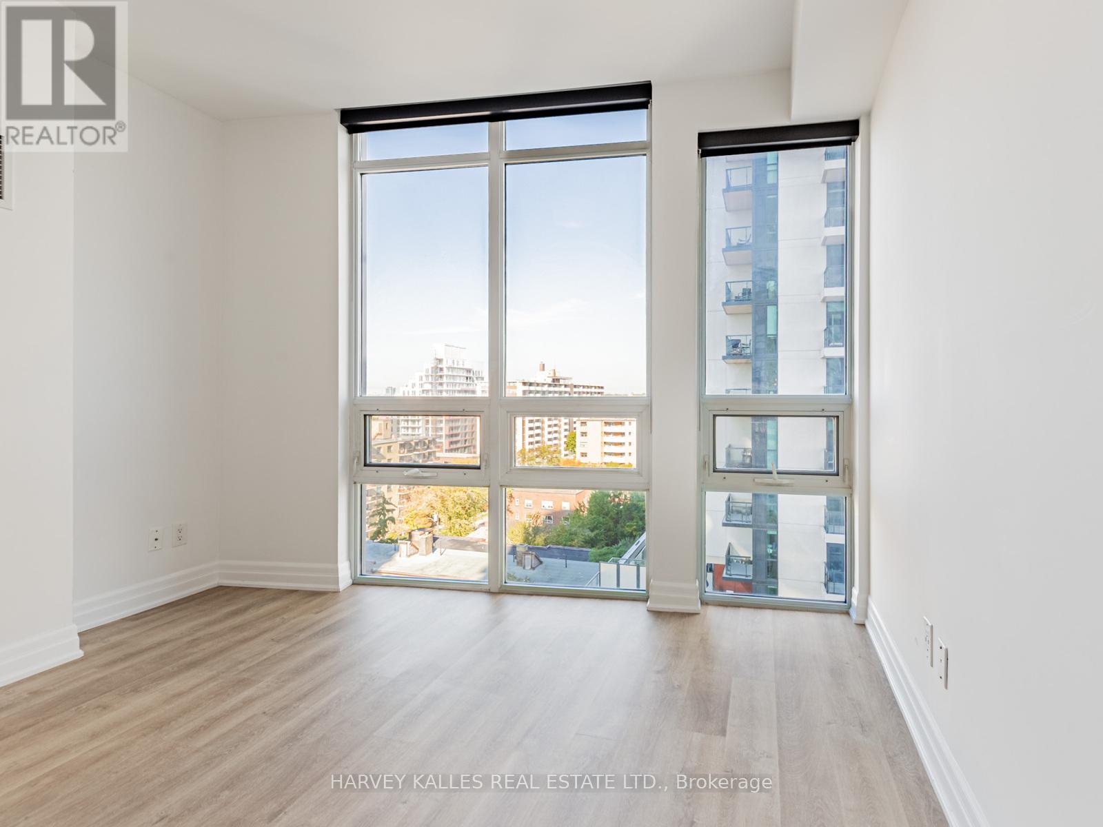 1003 - 500 St Clair Avenue W, Toronto, Ontario  M6C 1A8 - Photo 17 - C12466723