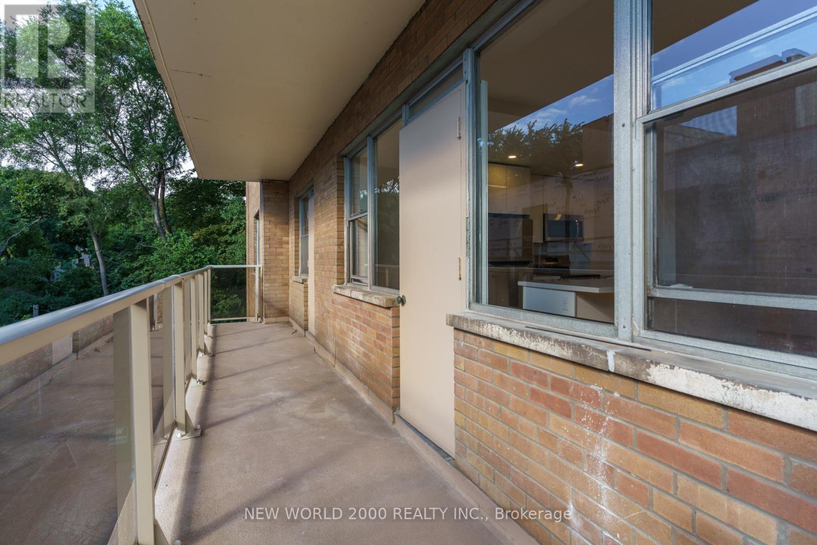 303 - 1220 Bayview Avenue, Toronto, Ontario  M4G 2Z7 - Photo 11 - C12466728