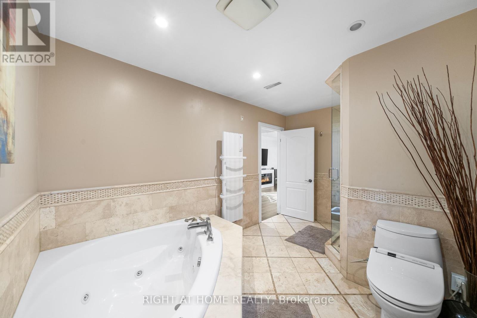 40 Heathview Avenue, Toronto, Ontario  M2K 2C1 - Photo 33 - C12466736