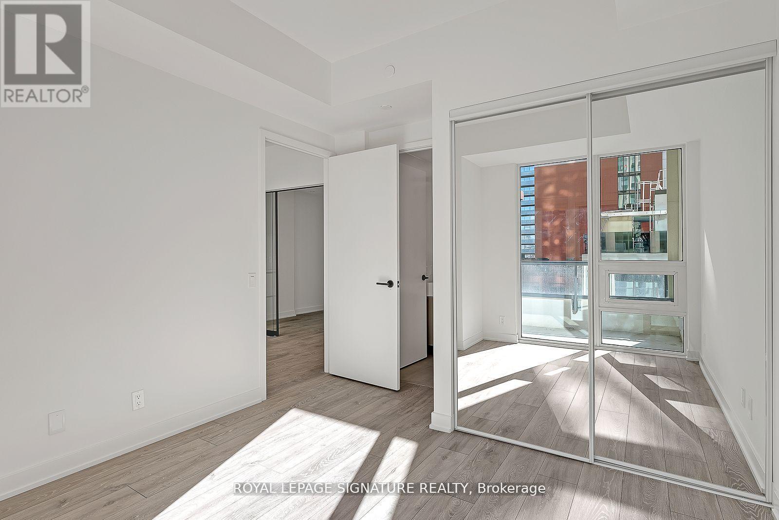 810 - 108 Peter Street, Toronto, Ontario  M5V 2G7 - Photo 15 - C12466751