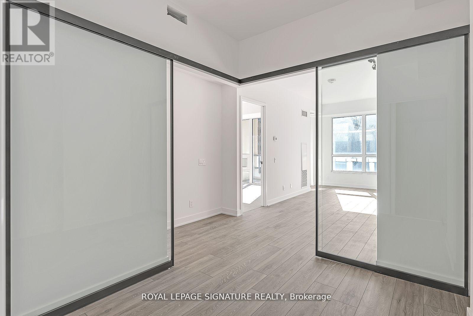 810 - 108 Peter Street, Toronto, Ontario  M5V 2G7 - Photo 17 - C12466751