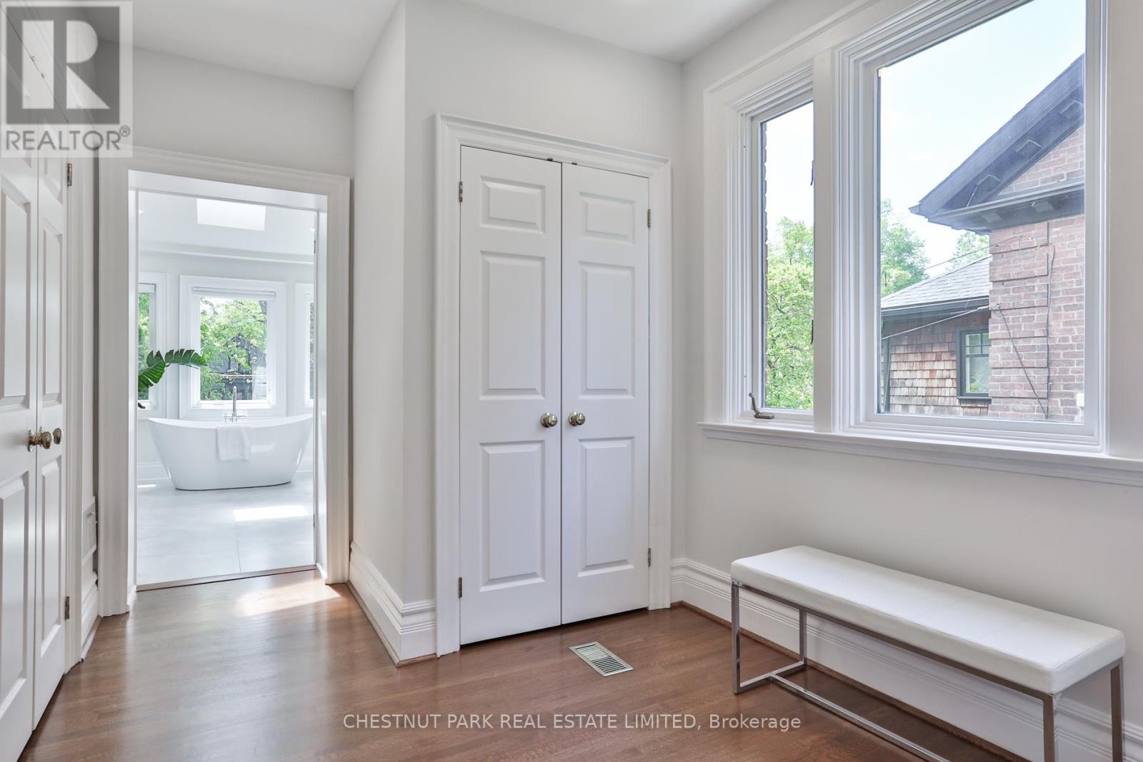 121 Roxborough Drive, Toronto, Ontario  M4W 1X5 - Photo 32 - C12466760