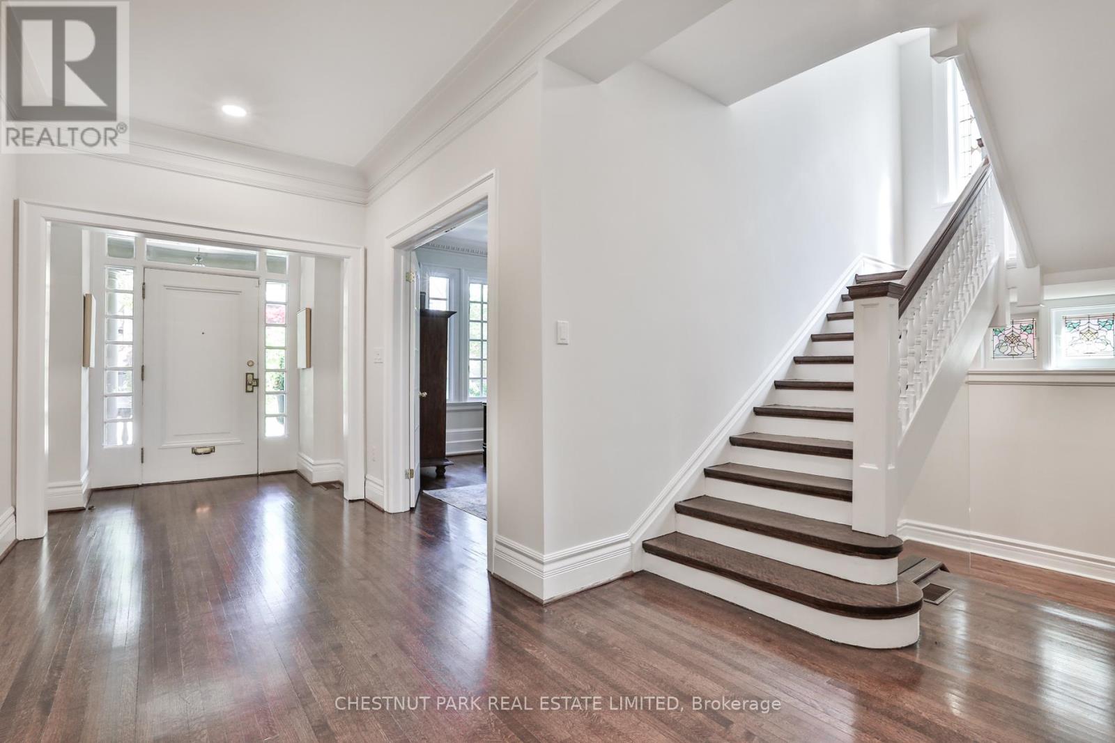 121 Roxborough Drive, Toronto, Ontario  M4W 1X5 - Photo 8 - C12466760