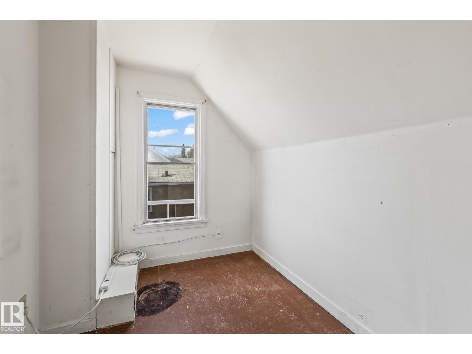 9325 110 Av Nw, Edmonton, Alberta  T5H 1H2 - Photo 23 - E4462353