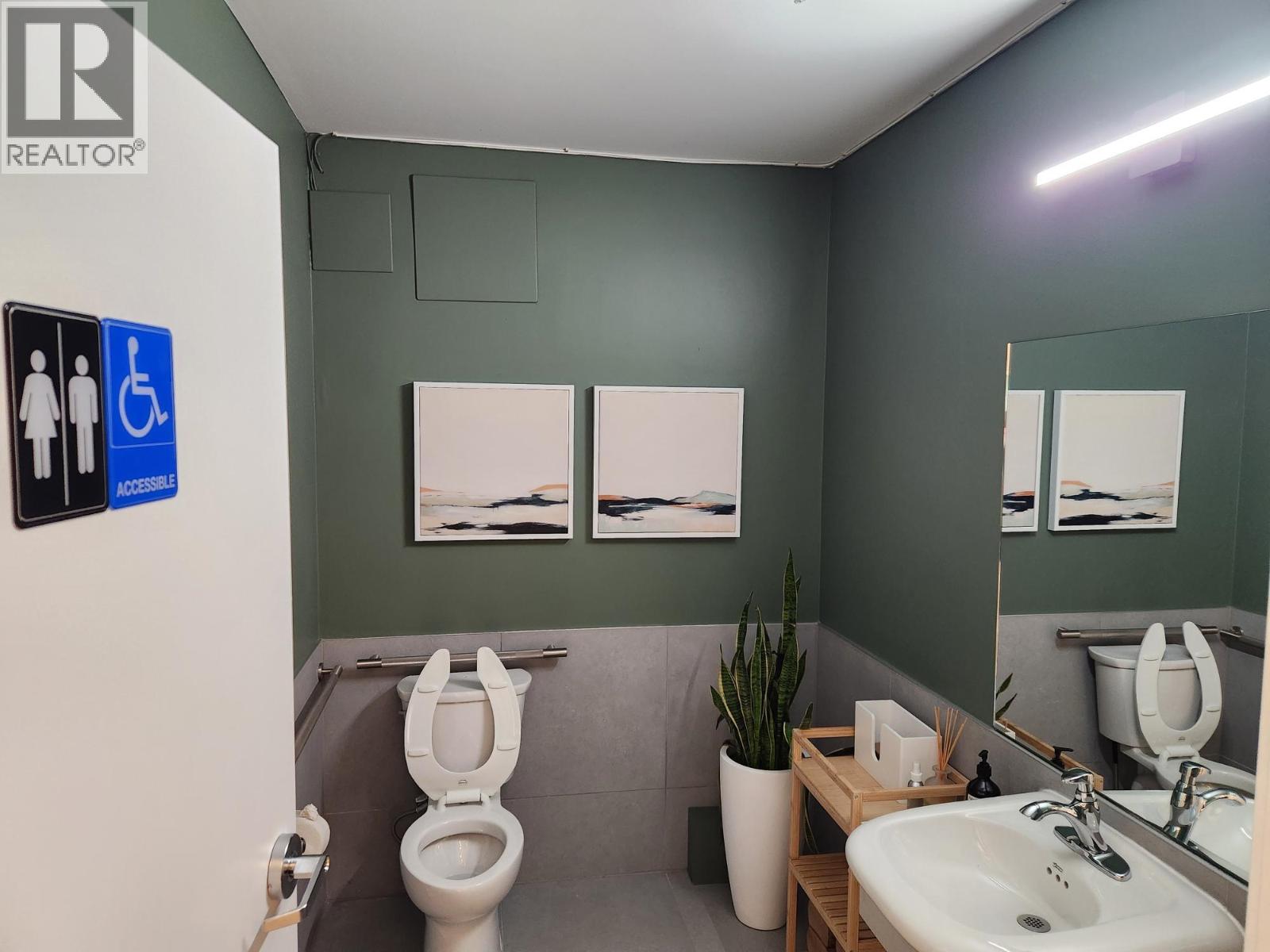 2991 Commercial Drive, Vancouver, British Columbia  V5N 4C8 - Photo 13 - C8072883