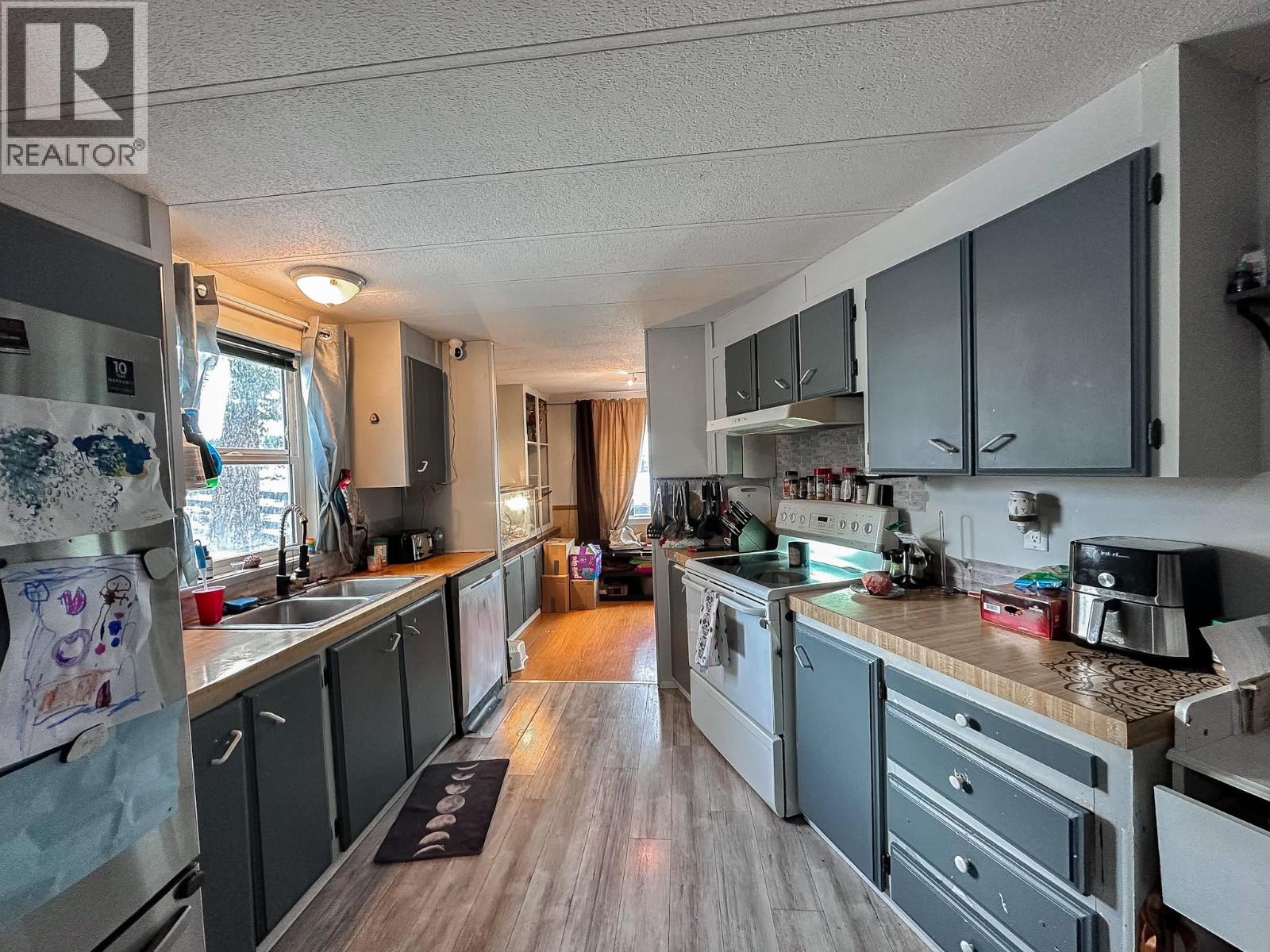 5586 103 Mile Lake Road, 103 Mile House, British Columbia  V0K 2E1 - Photo 14 - R3009244