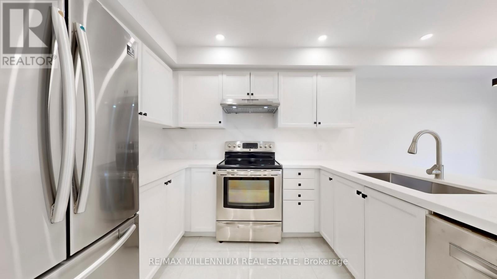 192 Norwich Road, Woolwich, Ontario  N0B 1M0 - Photo 12 - X12464731