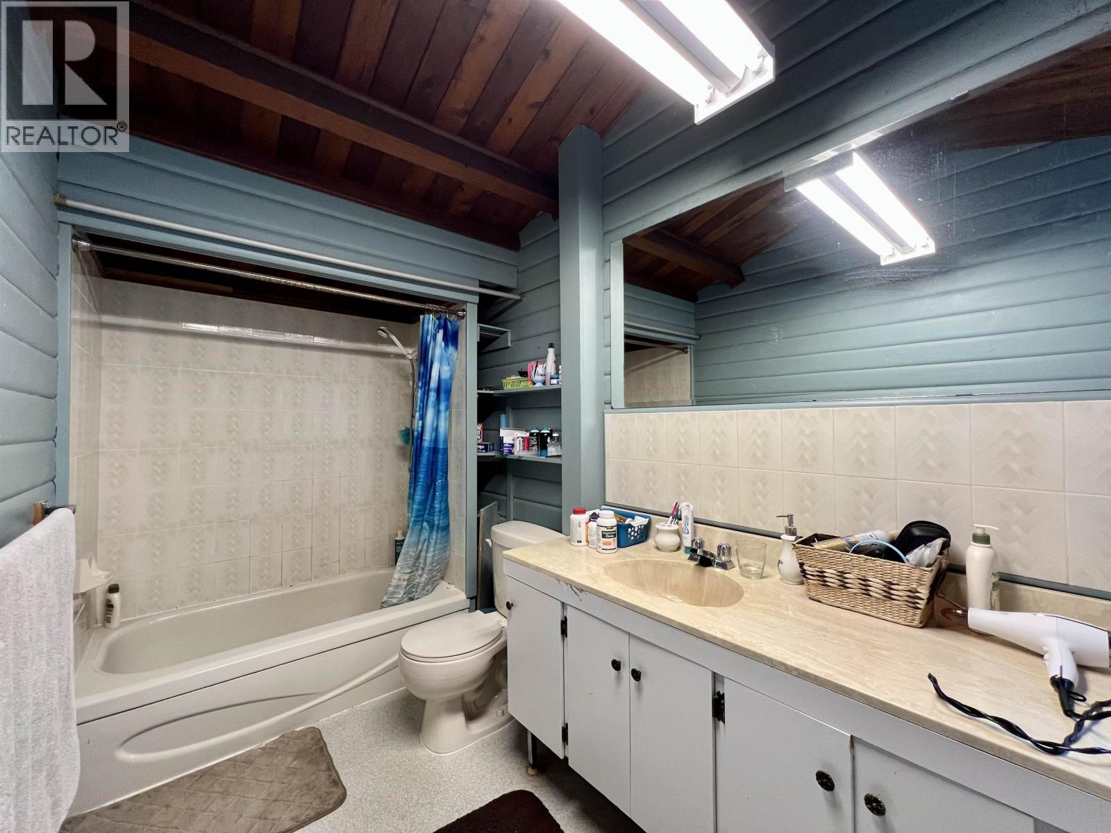 6088 Norman Road, 100 Mile House, British Columbia  V0K 2E3 - Photo 13 - R3018104