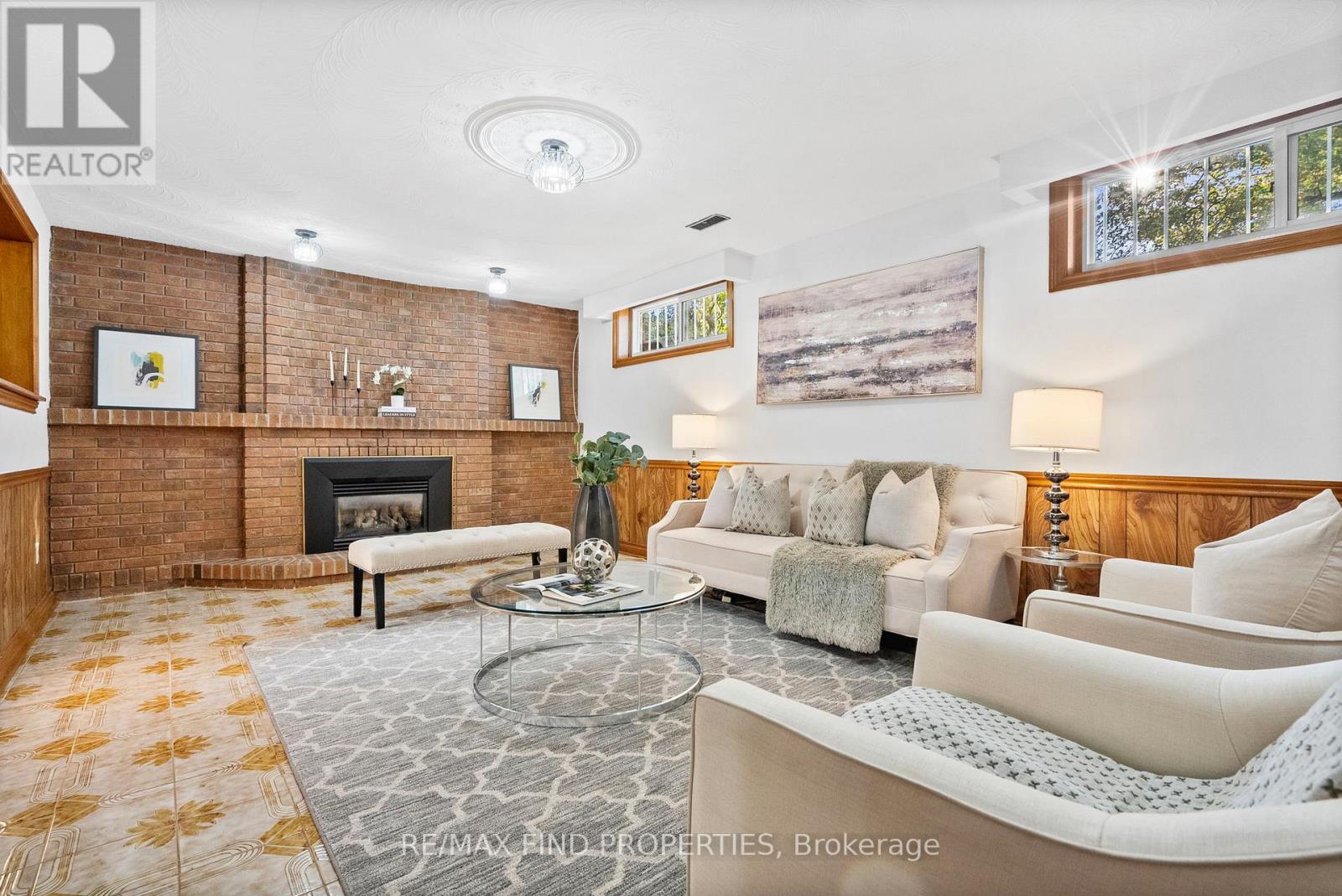 16 Mcdonald Avenue, Toronto, Ontario  M1L 3Y8 - Photo 42 - E12466740