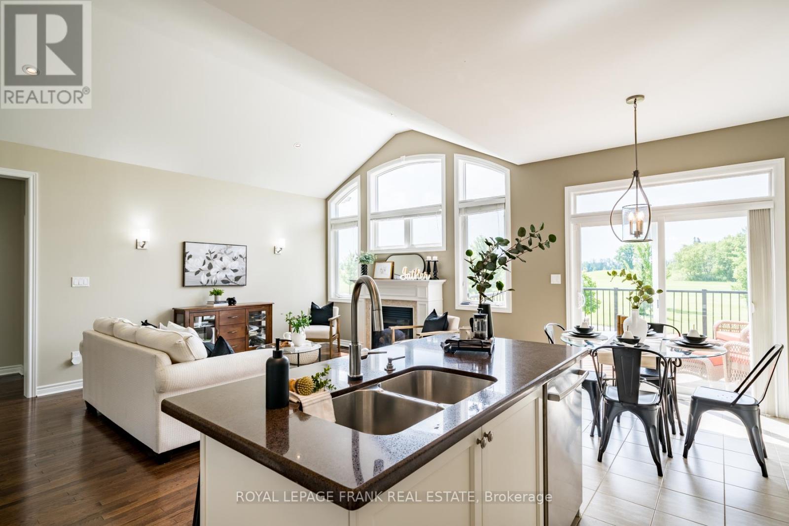 17 Logan Lane, Kawartha Lakes, Ontario  K9V 0L3 - Photo 12 - X12466860