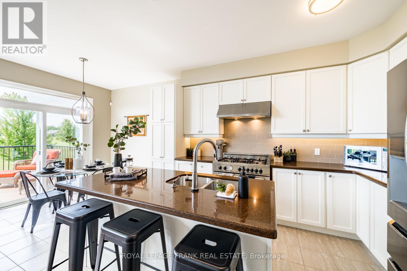 17 Logan Lane, Kawartha Lakes, Ontario  K9V 0L3 - Photo 13 - X12466860