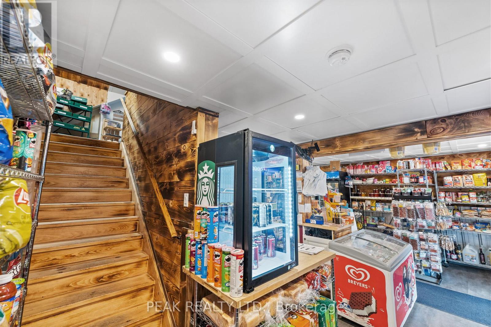 22353 Highway 41, Addington Highlands, Ontario K0H 1L0 - Photo 15 - X12466885