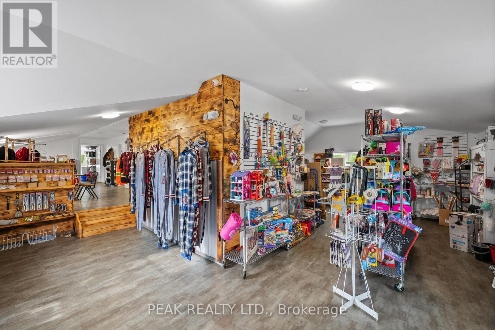 22353 Highway 41, Addington Highlands, Ontario K0H 1L0 - Photo 19 - X12466885