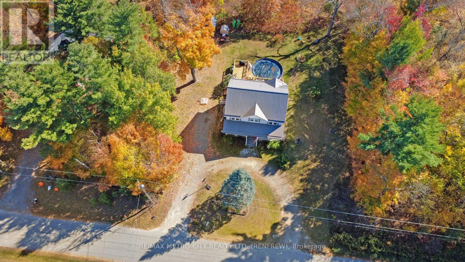 121 Pheasant Run, Greater Madawaska, Ontario  K0J 1H0 - Photo 38 - X12172122