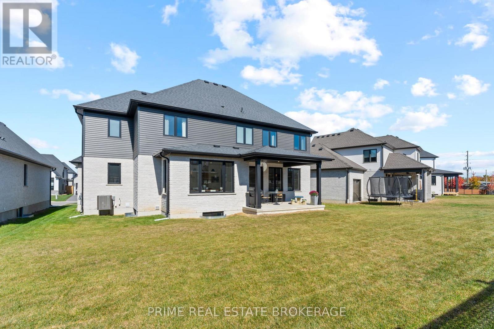 1969 Buroak Crescent, London North, Ontario  N6G 3X9 - Photo 48 - X12466840