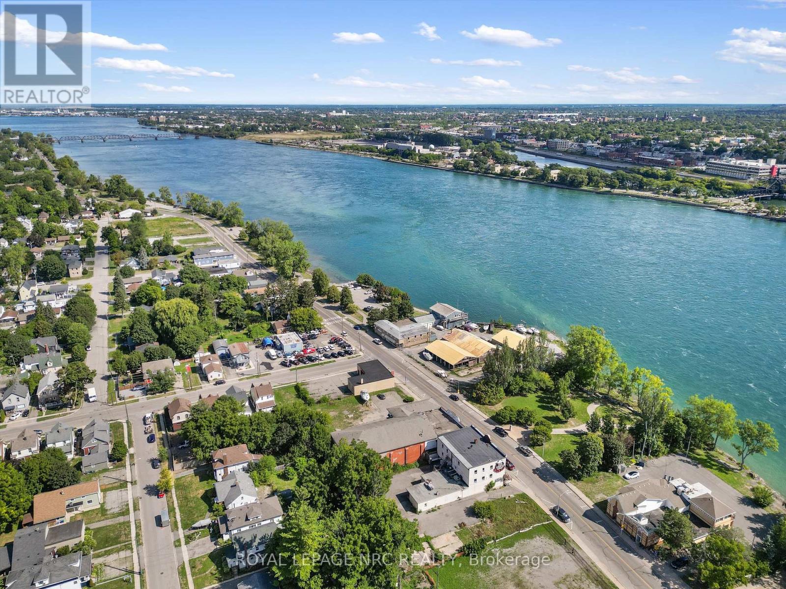 155 Niagara Boulevard, Fort Erie, Ontario  L2A 3G6 - Photo 20 - X12376129