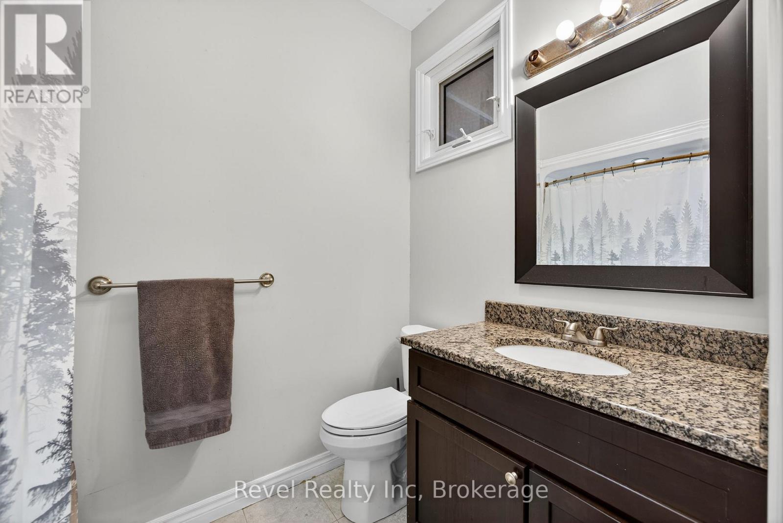 683 Lafontaine Road, Tiny, Ontario  L9M 0L6 - Photo 21 - S12466729