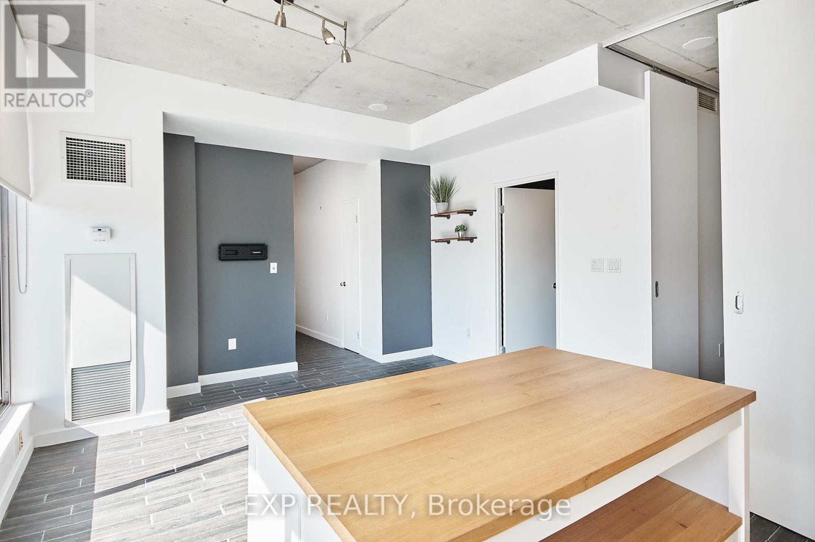606 - 180 York Street, Ottawa, Ontario  K1N 1J6 - Photo 17 - X12466823