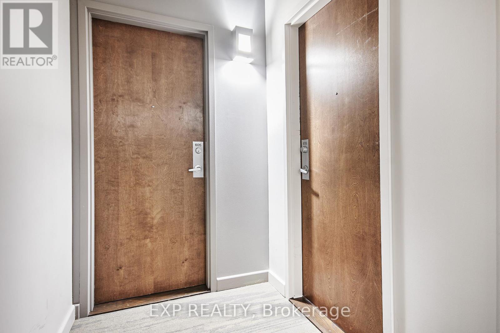 606 - 180 York Street, Ottawa, Ontario  K1N 1J6 - Photo 3 - X12466823