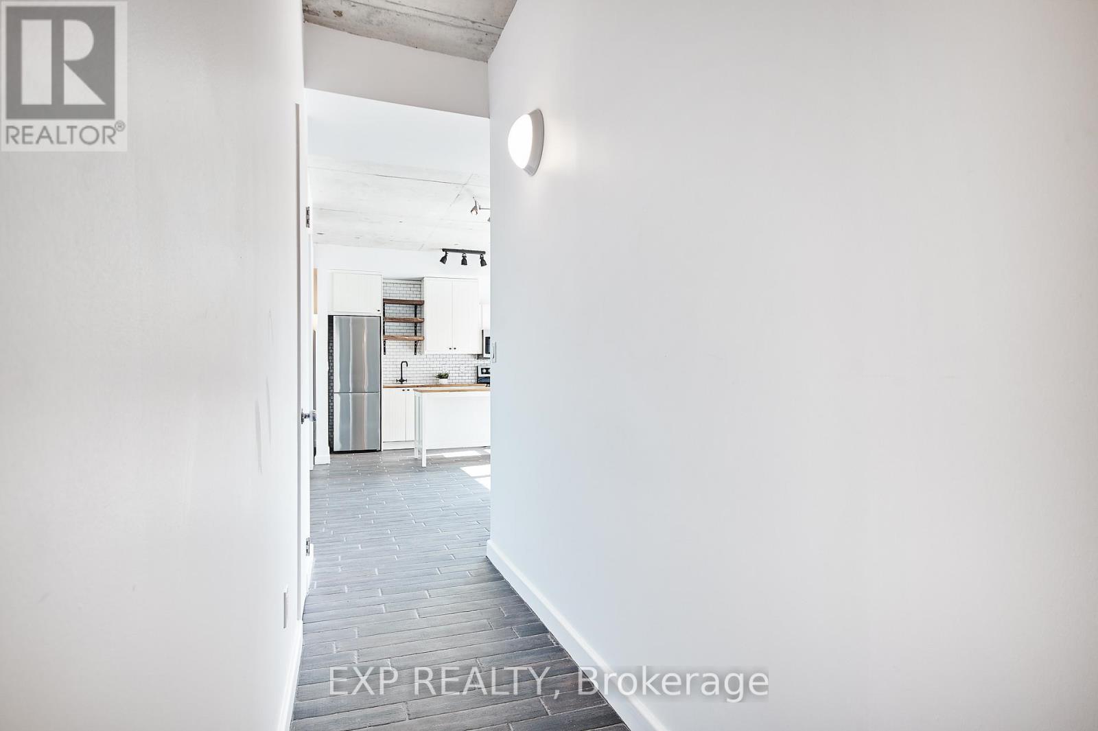 606 - 180 York Street, Ottawa, Ontario  K1N 1J6 - Photo 5 - X12466823