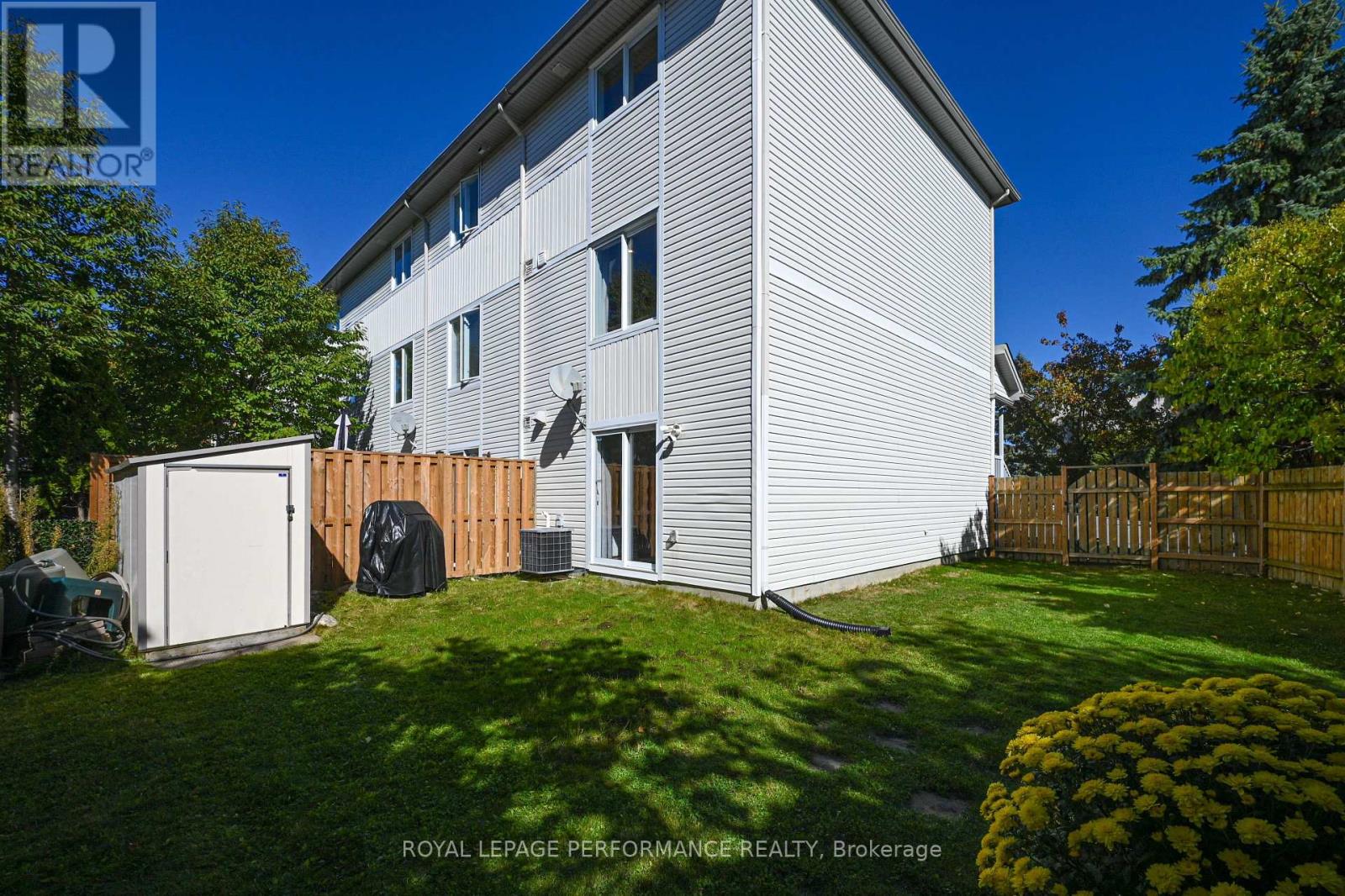 42 Yorkville Street, Ottawa, Ontario  K2C 4B5 - Photo 27 - X12466824