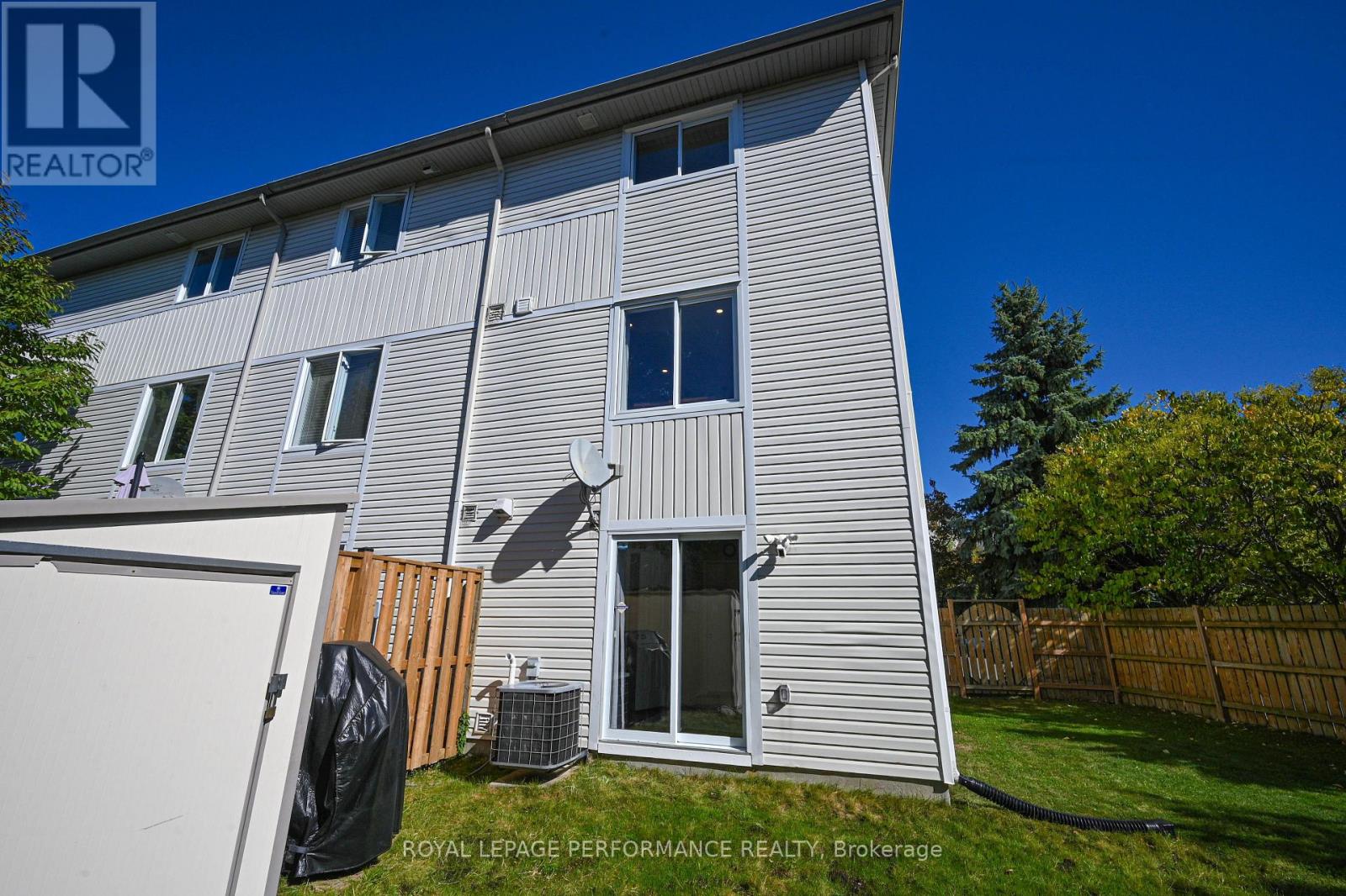 42 Yorkville Street, Ottawa, Ontario  K2C 4B5 - Photo 30 - X12466824
