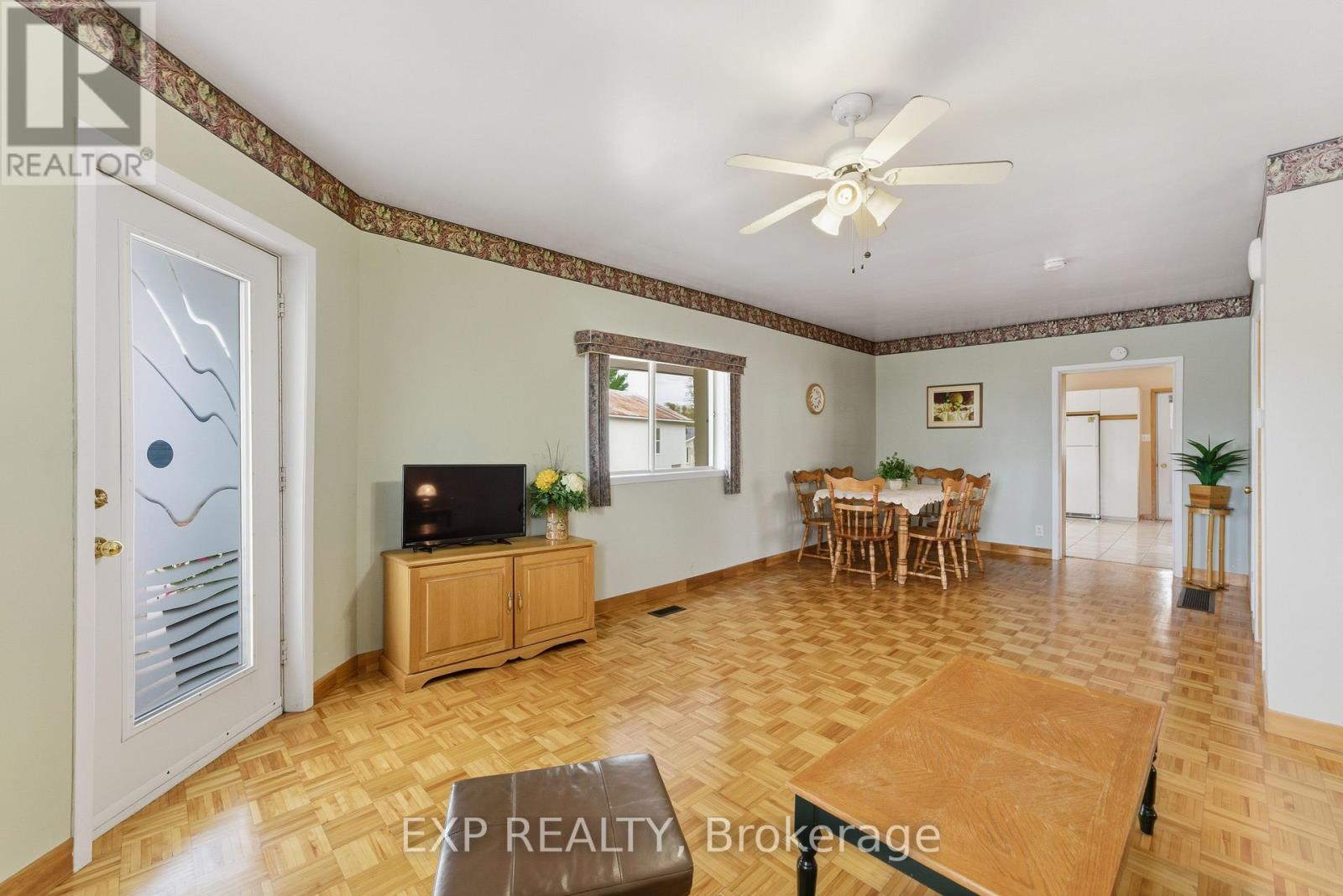 2110 Lajoie Street, Alfred And Plantagenet, Ontario  K0B 1J0 - Photo 15 - X12466828