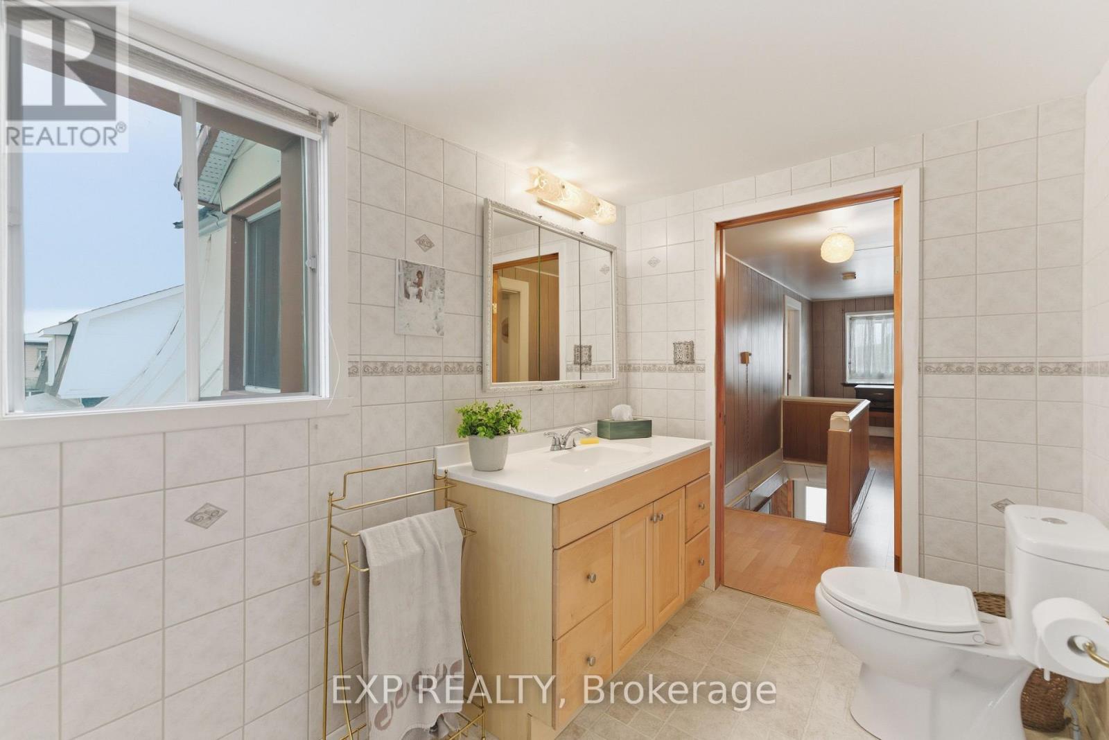 2110 Lajoie Street, Alfred And Plantagenet, Ontario  K0B 1J0 - Photo 34 - X12466828