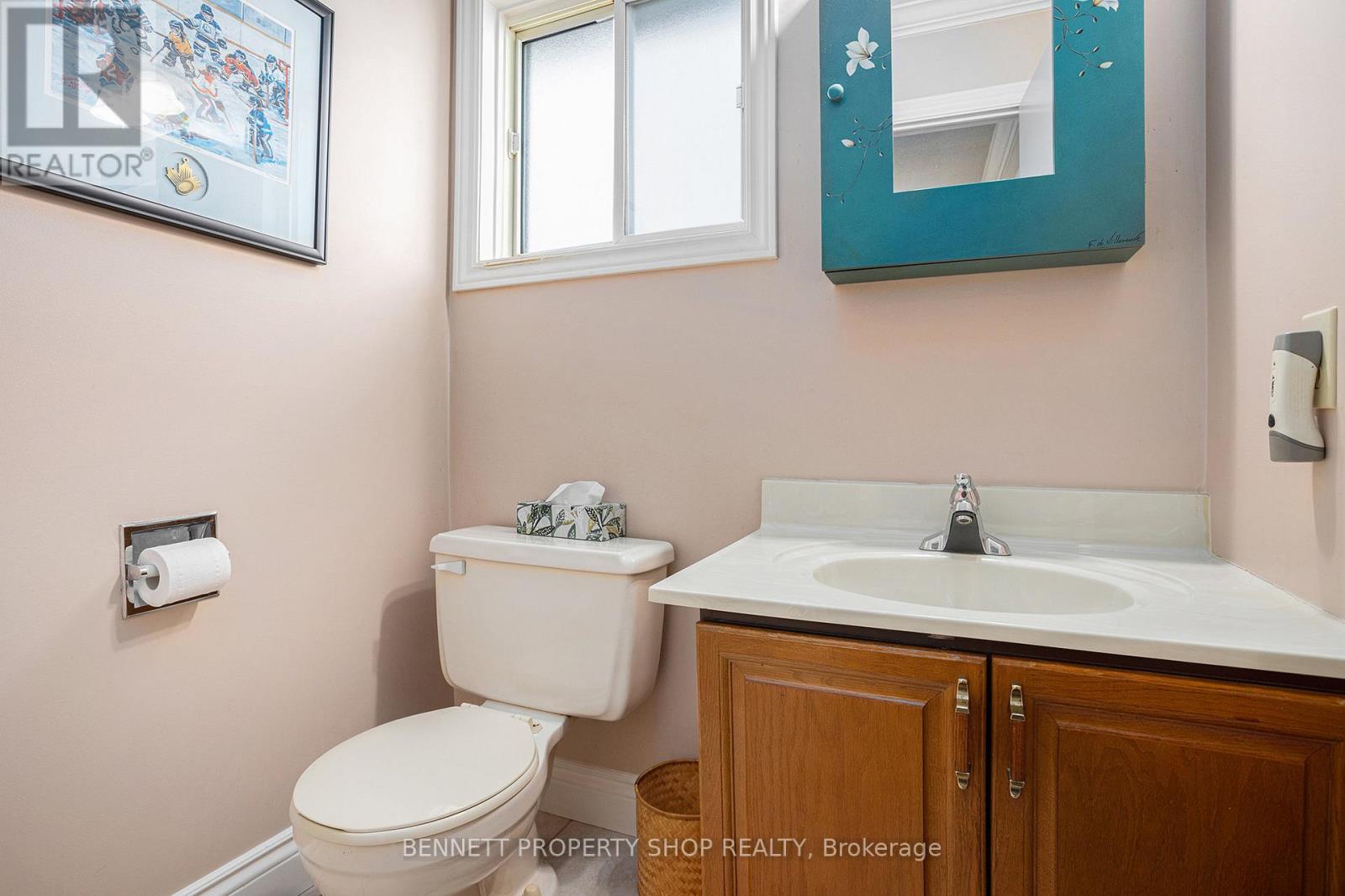 1717 Des Perdrix Crescent, Ottawa, Ontario  K1C 5B5 - Photo 8 - X12466842