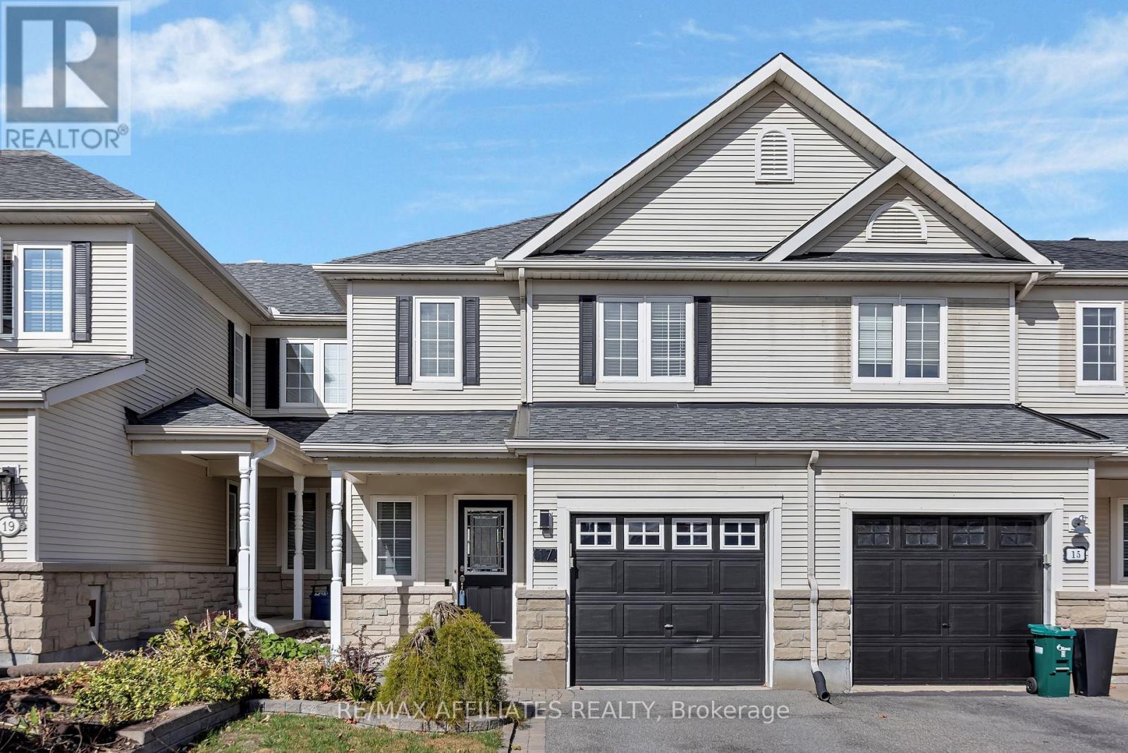 17 KIRKSTONE PRIVATE E, Ottawa, Ontario