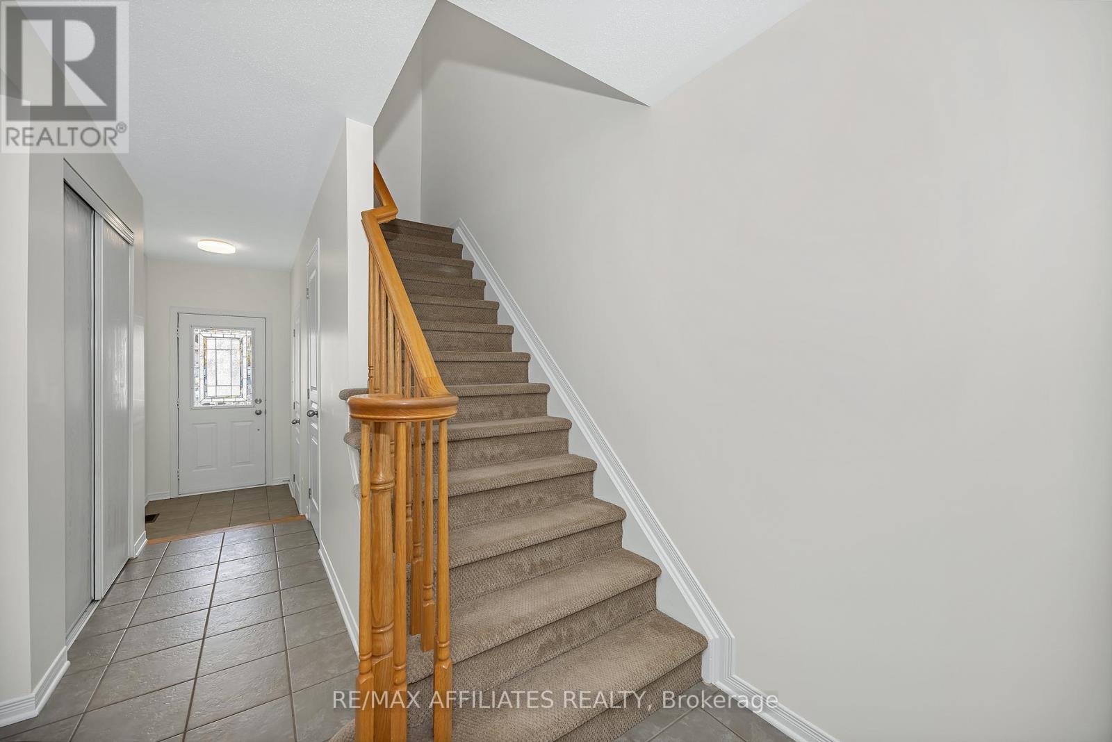 17 Kirkstone Private E, Ottawa, Ontario  K2J 5E7 - Photo 15 - X12466854