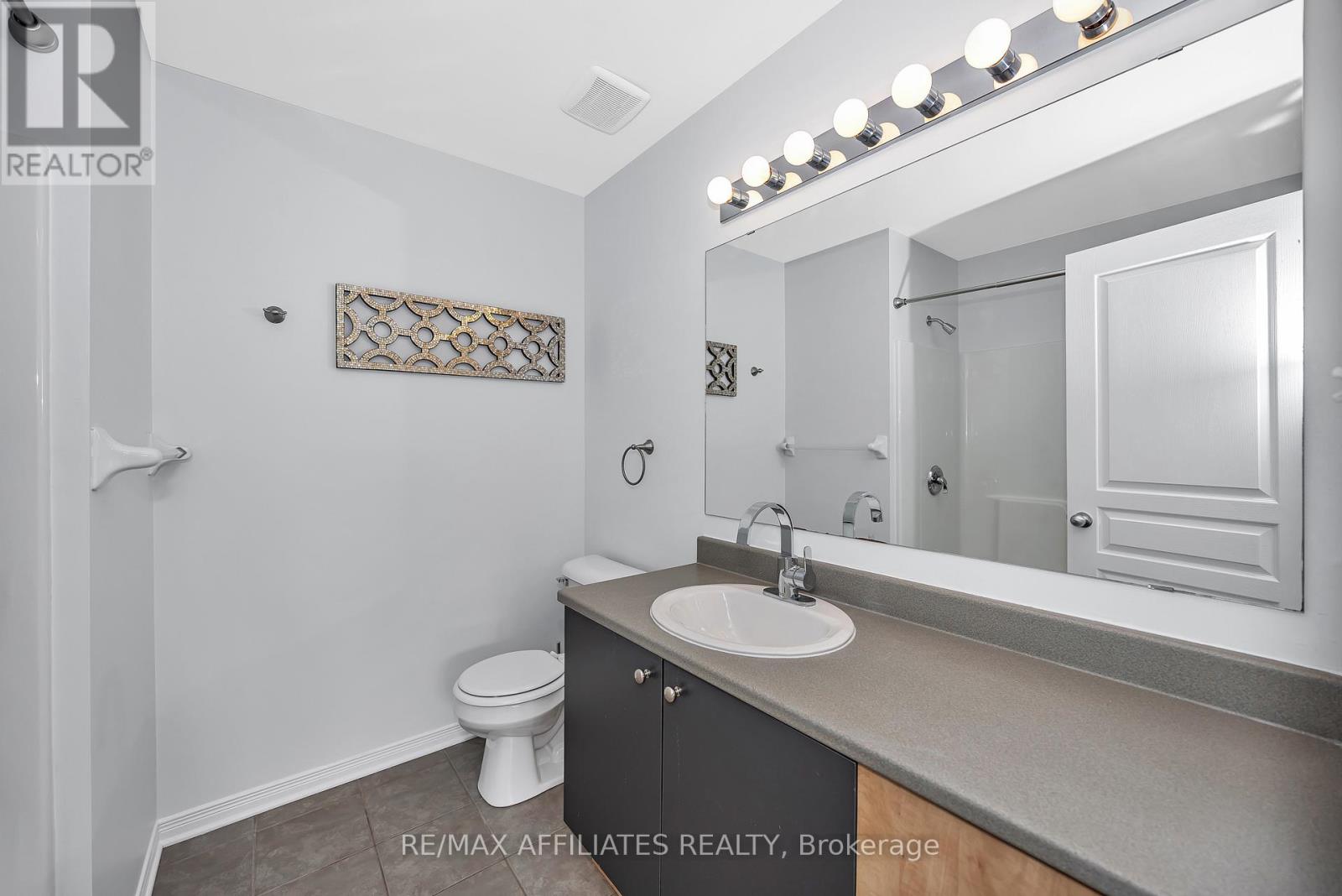 17 Kirkstone Private E, Ottawa, Ontario  K2J 5E7 - Photo 20 - X12466854