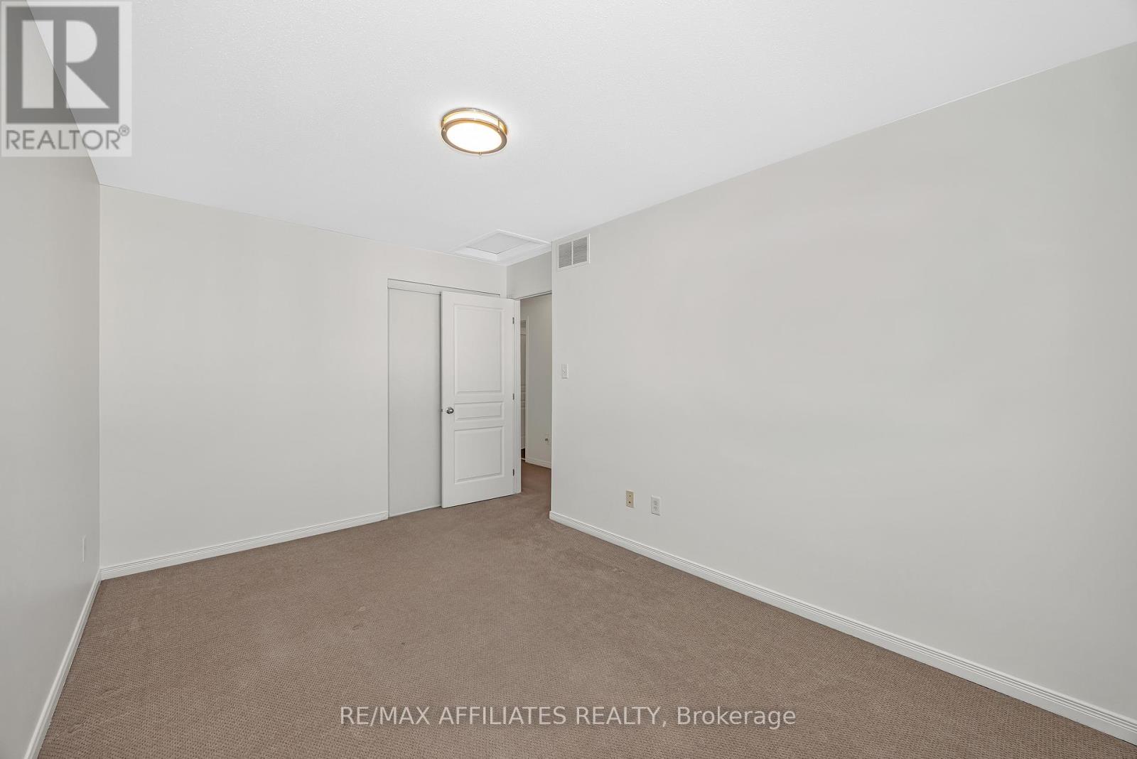 17 Kirkstone Private E, Ottawa, Ontario  K2J 5E7 - Photo 24 - X12466854