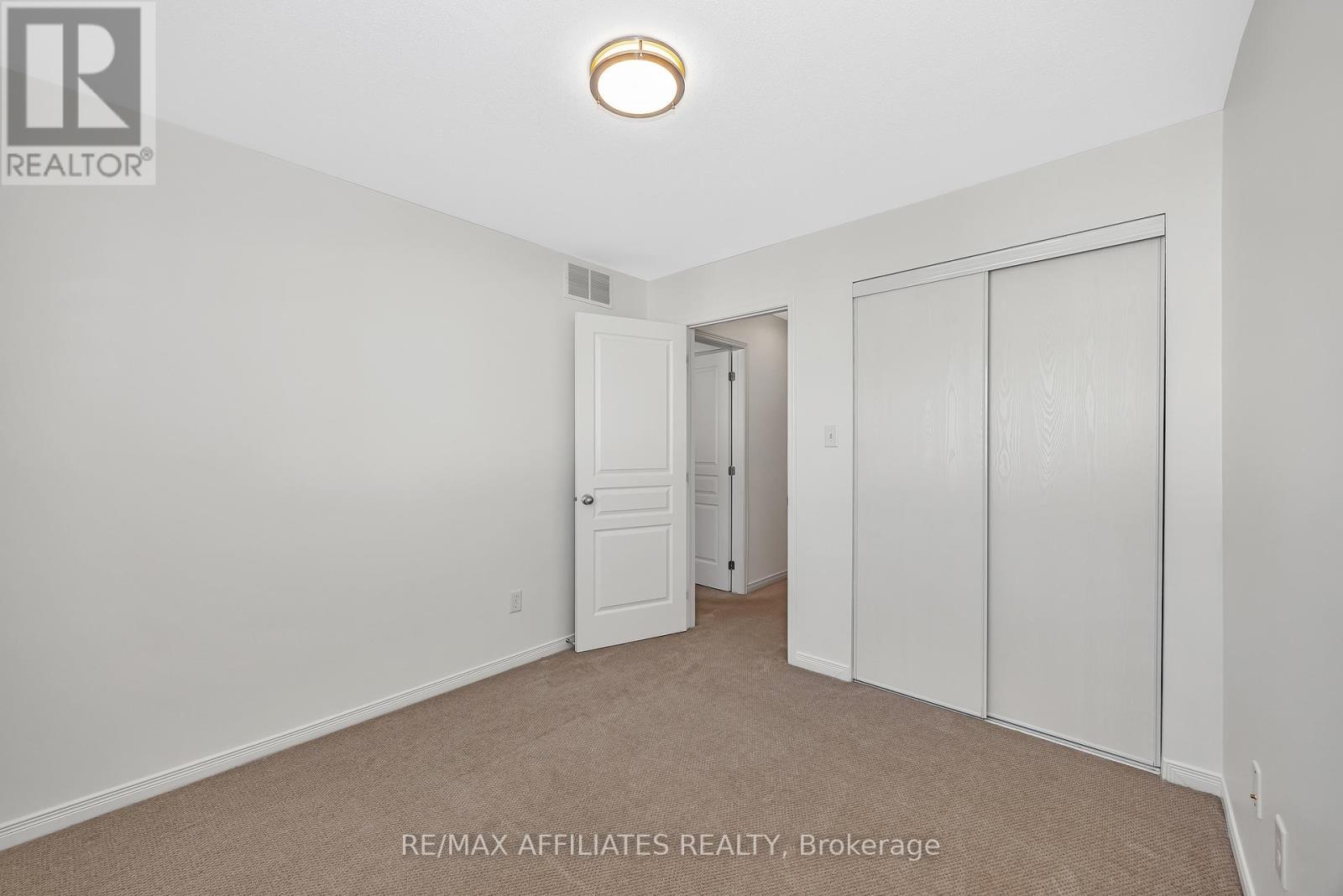 17 Kirkstone Private E, Ottawa, Ontario  K2J 5E7 - Photo 26 - X12466854