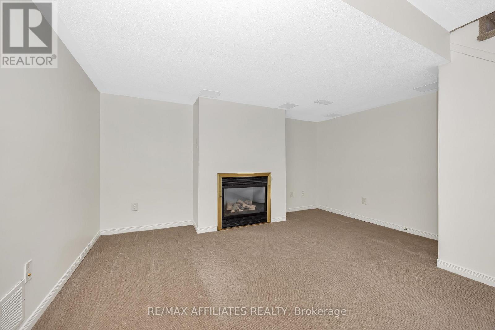 17 Kirkstone Private E, Ottawa, Ontario  K2J 5E7 - Photo 30 - X12466854