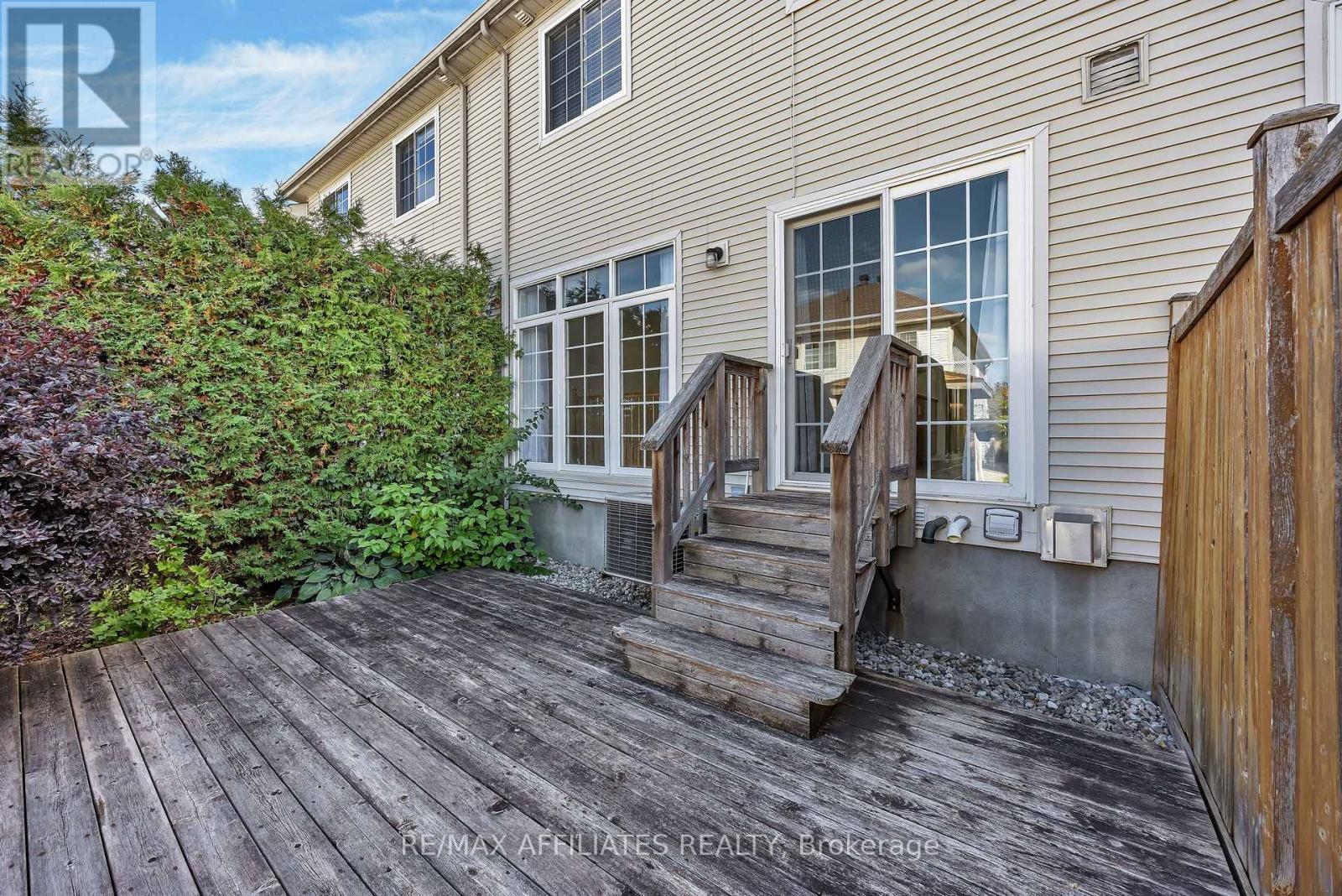 17 Kirkstone Private E, Ottawa, Ontario  K2J 5E7 - Photo 34 - X12466854