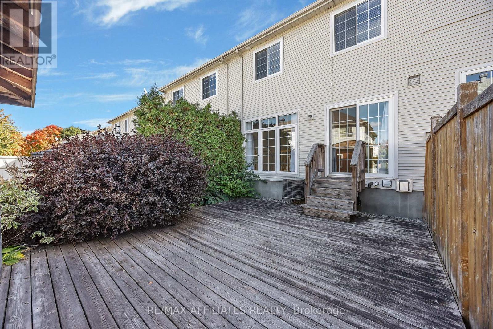 17 Kirkstone Private E, Ottawa, Ontario  K2J 5E7 - Photo 37 - X12466854